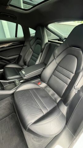Thumbnail von Porsche Panamera 4 E-Hybrid Pano SportDesign Matrix Luft