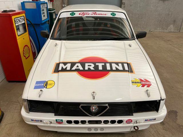 Thumbnail von Alfa Romeo Alfa 75 "Martini"