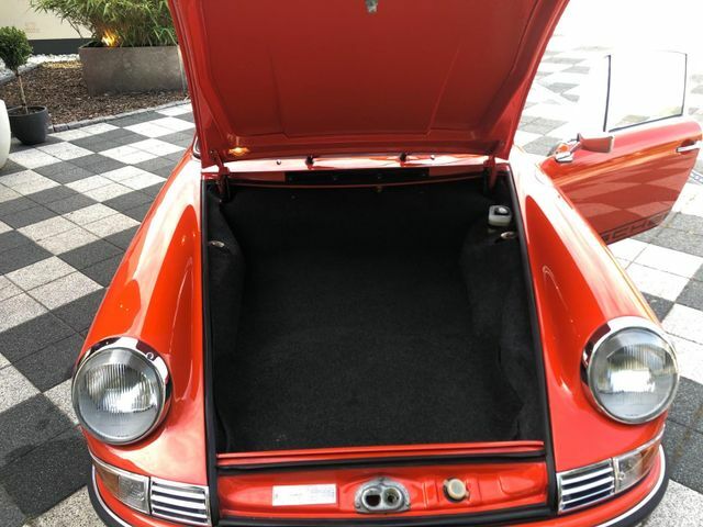 Thumbnail von Porsche 911 T Coupe 2.4 Ölklappe