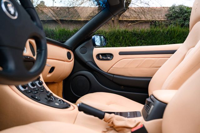 Thumbnail von Maserati 4.2 V8 Cambiocorsa 390PS | 2. Hd. | BRD