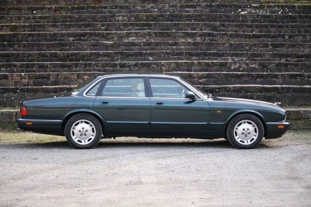 Thumbnail von Jaguar Top gepflegter Jaguar X300 mit 3 Jahre Garantie