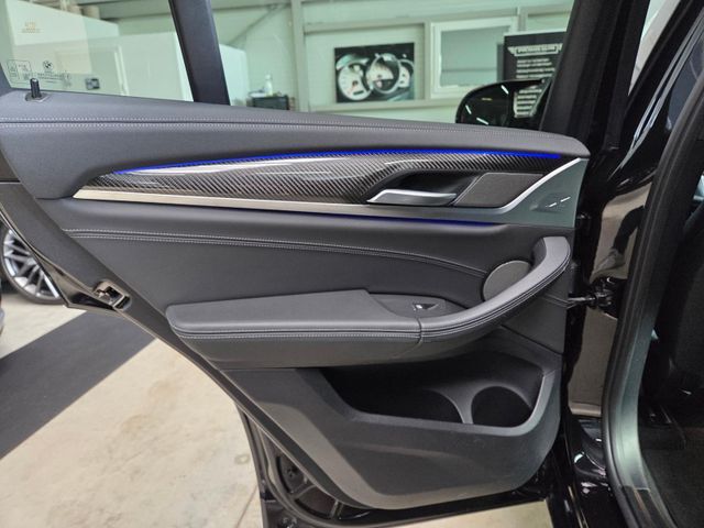 Thumbnail von BMW X4 M Competition /Ventilación de asientos /HUD /Keyless/*530€