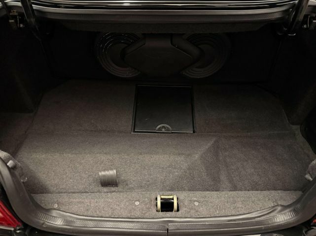 Thumbnail von Aston Martin DB7 DB7 Vantage Coupe 12 Zylinder