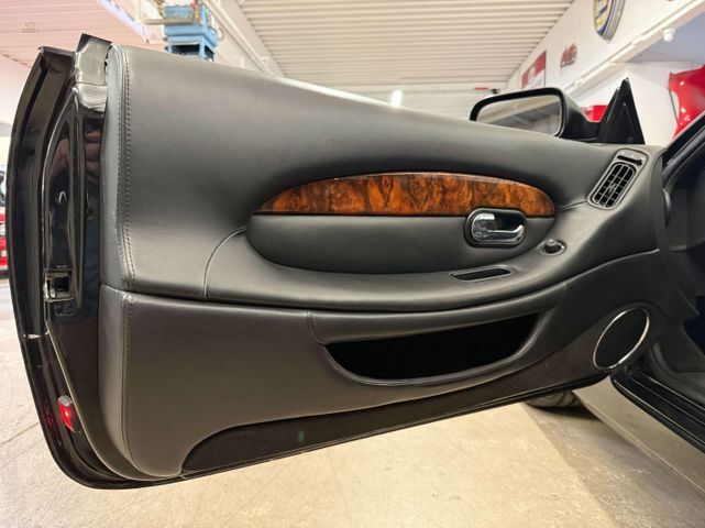 Thumbnail von Aston Martin DB7 DB7 Vantage Coupe 12 Zylinder