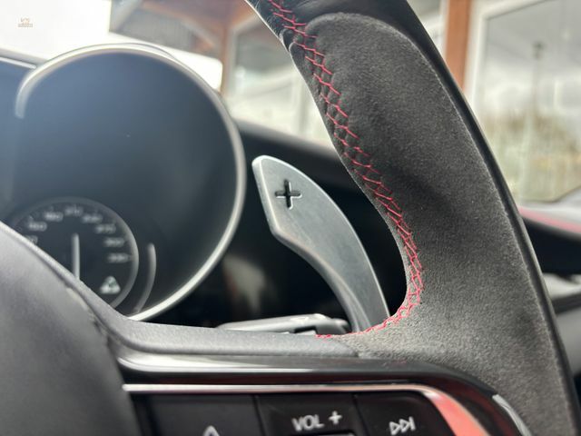 Thumbnail von Alfa Romeo Giulia Quadrifoglio Akrapovic Sparco Carbon Seat