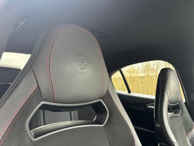 Thumbnail von Alfa Romeo Giulia Quadrifoglio Akrapovic Sparco Carbon Seat