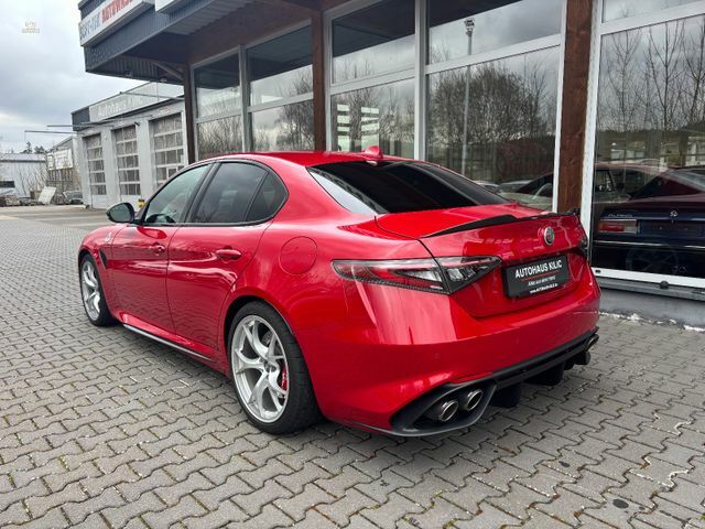 Thumbnail von Alfa Romeo Giulia Quadrifoglio Akrapovic Sparco Carbon Seat