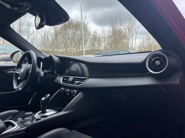 Thumbnail von Alfa Romeo Giulia Quadrifoglio Akrapovic Sparco Carbon Seat