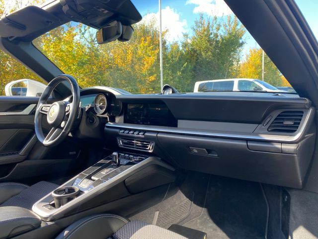 Thumbnail von Porsche 911 992 Turbo Cabriolet SportDesign Aero-Kit