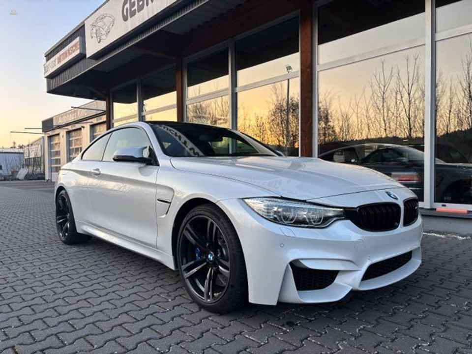BMW M4 Coupe BRD 1.Hand Unfallfrei Sammlerfahrzeug