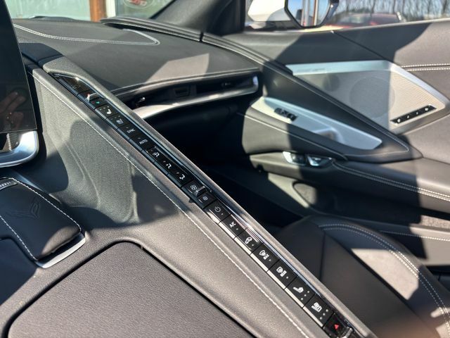 Thumbnail von Corvette C8 6.2 V8 Stingray 2LT Targa accident-free EU-spec