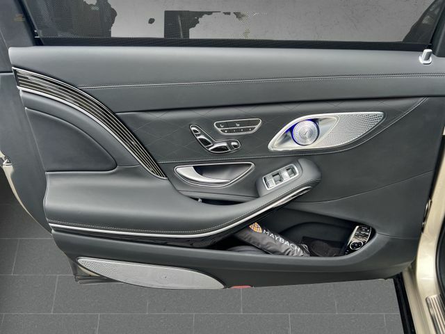Thumbnail von Mercedes-Benz S 650 S Maybach Limousine S 650 2Farbig