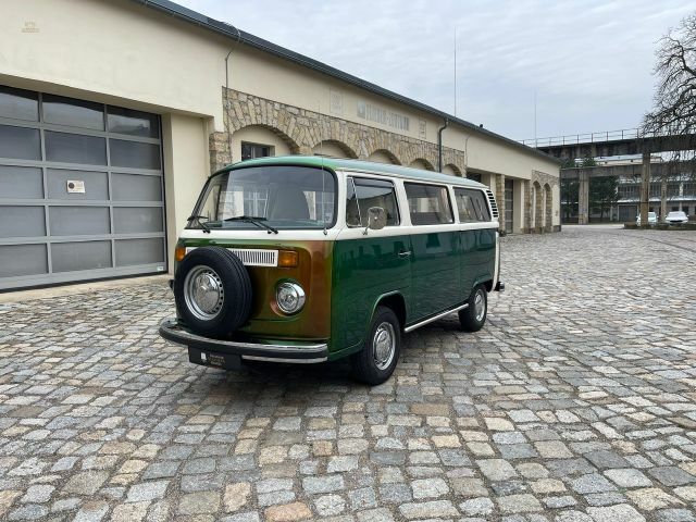 Volkswagen T2, 2l Flachmotor, sehr guter Zustand