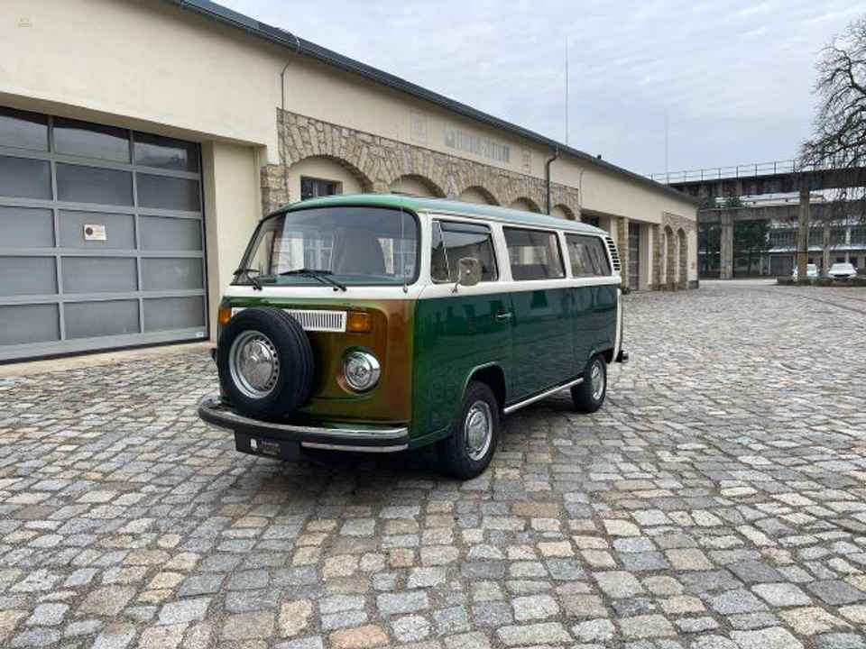 Volkswagen T2, 2l Flachmotor, sehr guter Zustand