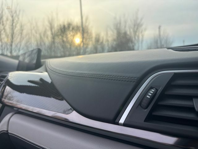 Thumbnail von BMW M4 Cabrio SanMarinoblau Carbon M-Performance