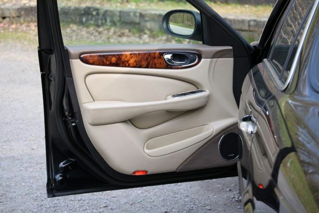 Thumbnail von Jaguar Gepflegter XJR mit 1 Jahr Garantie