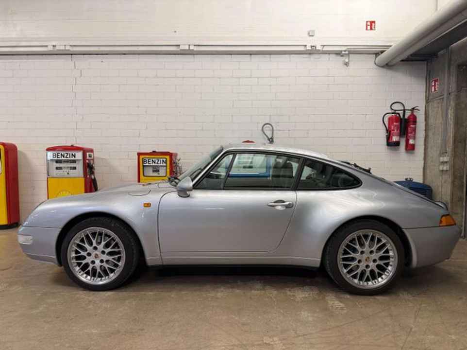 Porsche 993 911 Carrera 2