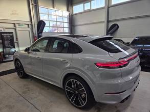 Thumbnail von Porsche Cayenne Turbo /2. el/PDLS+/Bose/360/Pano/*878€