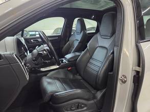 Thumbnail von Porsche Cayenne Turbo /2. el/PDLS+/Bose/360/Pano/*878€