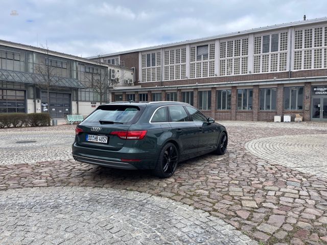 Thumbnail von Audi A4 Avant quattro sport, S-Line