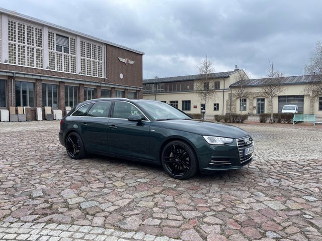 Thumbnail von Audi A4 Avant quattro sport, S-Line