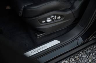 Thumbnail von Porsche Cayenne E-Hybrid SportDesign|HUD|ACC|22|Spoiler Exhaust|eAHK