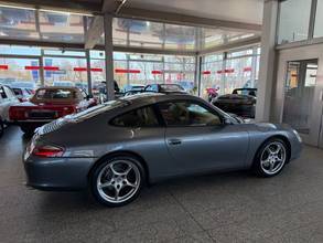 Thumbnail von Porsche 996 Carrera 2 Coupé - 6-Gj. - Pierwszy lakier - 81 tys. km!