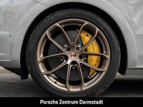 Thumbnail von Porsche Cayenne Turbo E-Hybrid Coupe mit GT-Paket