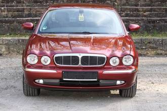 Jaguar XJ8 4.2 Liter mit 3 Jahren Garantie
