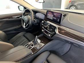 Thumbnail von BMW 530 E LUXURY LINE*DERİ*NAVİGASYON*HEAD UP*BT*MFL*LED*