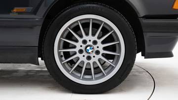 Thumbnail von BMW 730i E32 '88