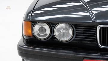 Thumbnail von BMW 730i E32 '88