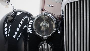 Thumbnail von Bentley MK6 Limousine von James Young '48