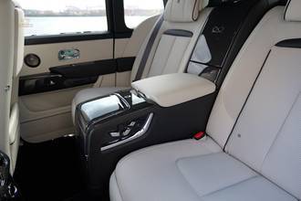 Thumbnail von Rolls-Royce Cullian Black Badge 4 Seats I Starlight I TV I Massage Seats