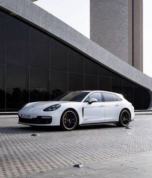 Porsche Panamera GTS Sport Tourismo /Burmester/HUD/*550€