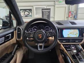 Thumbnail von Porsche Cayenne Turbo /Soft-Close/Panorama/Bose/*515€