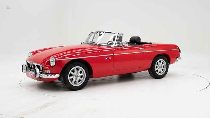 MG B '73