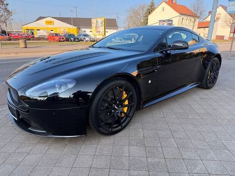 Aston Martin V12 Vantage S erst 31084km,