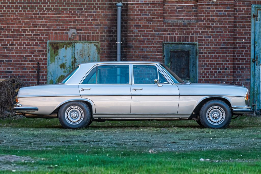 Mercedes-Benz 300 300 SEL 6,3