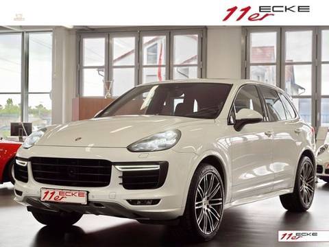 Porsche Cayenne Turbo Approved 07/2027
