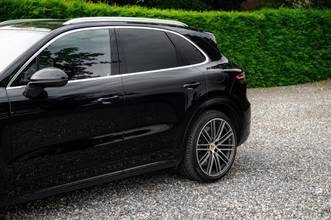 Thumbnail von Porsche Cayenne Turbo S E-Hy 680PS |Approved28|Burmester