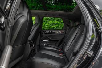 Thumbnail von Porsche Cayenne Turbo S E-Hy 680PS |Approved28|Burmester