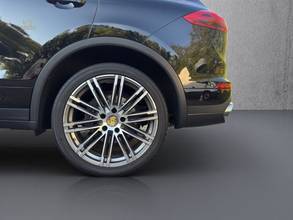 Thumbnail von Porsche Cayenne D Platinum °PCM 4°Luftferderung°Panorama