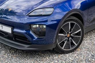 Thumbnail von Porsche Macan E 4 408PS |HUD|BeifFahrDi|Inno|AHK
