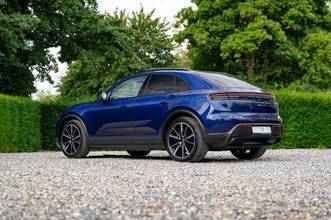 Thumbnail von Porsche Macan E 4 408PS |HUD|BeifFahrDi|Inno|AHK
