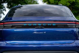 Thumbnail von Porsche Macan E 4 408PS |HUD|BeifFahrDi|Inno|AHK