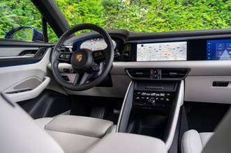 Thumbnail von Porsche Macan E 4 408PS |HUD|BeifFahrDi|Inno|AHK
