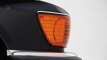 Thumbnail von Mercedes-Benz 560 SL '86