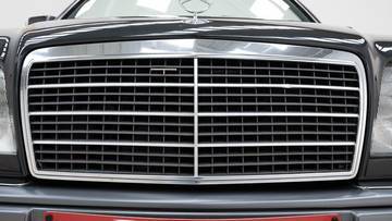 Thumbnail von Mercedes-Benz 220 E '94