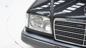 Thumbnail von Mercedes-Benz 220 E '94